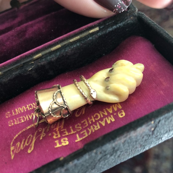 Antique Mano Figa charm - Picture 3 of 12